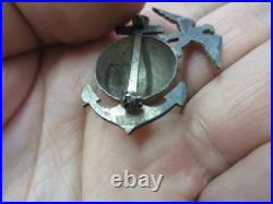 1/20 10K on Sterling 1920s USMC Hat Badge By H&H (missing pin & wire)