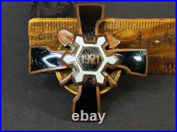 1930s Latvia Republic Cross Engineering-Sapper regiment Screw Badge #2075