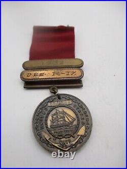 1932 United States Navy Good Conduct Medal Named USS R-17 New York CSC#