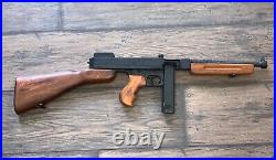 Denix M1928 Thompson Non-firing Sub Machine Gun Movie Prop