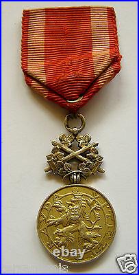 E162 Czechoslovakia Czech Medal of the White Lion with swords 1st class