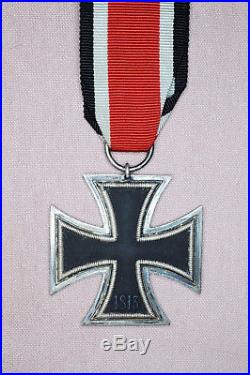 Genuine Wwii 1939 German Iron Cross Second Class Issue With Award Envelop