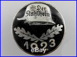 German Stahlhelm WW1 Badge