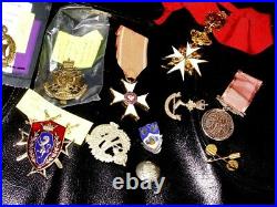 LOT/12 MEDALS ORDER of St John/KNIGHTS OF MALTA BREAST BADGE + 8-Canada & ww2