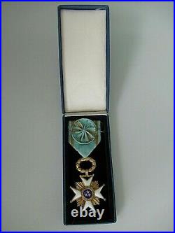 Latvia Order Of The Three Stars Officer Grade. Cased. Rare! Ef