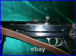 Non-Firing replica Thompson MG and German WWII MP-40 machine gun Tommy gun WW2