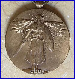 ORIGINAL! WW1 U. S. VICTORY MEDAL with ORIGINAL RIBBON and OVERSEAS CLASP