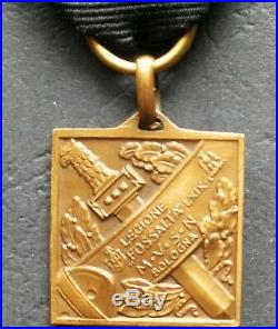 Original A. O. I. Medal Fossalta M. V. S. N. Black Shirts Cc. Nn. Duce Mussolini