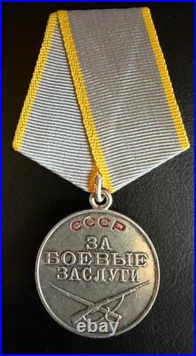 Original WW2 Soviet USSR Medal For Battle Merit #1311661 Silver 1944 Award