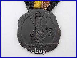 Original WWII Italian Fascist MVSN 2nd Division CCNN 28 October Libya Medal