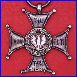 Poland Polish Medal Order Virtuti Militari with docment Group Rare