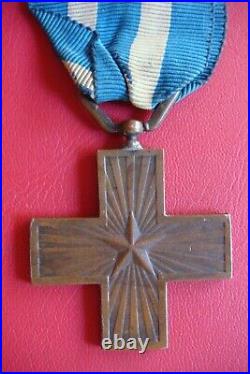 RARE ITALY Croce al merito di guerra Variante F MEDAL War Merit Cross