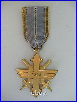 ROMANIA KINGDOM AIR FORCE BRAVERY CROSS MEDAL With SWORDS. KING MICHAEL TYPE. RR