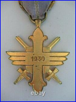 ROMANIA KINGDOM AIR FORCE BRAVERY CROSS MEDAL With SWORDS. KING MICHAEL TYPE. RR
