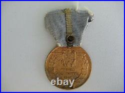 ROMANIA KINGDOM AIR FORCE BRAVERY MEDAL WithO SWORDS 1ST CLASS. RR