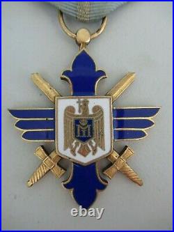 ROMANIA KINGDOM AIR FORCE BRAVERY ORDER KNIGHT GRADE With SWORDS. RR