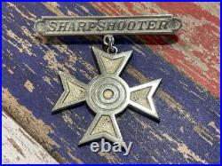 Rare WW2 era BB&B Bailey Banks & Biddle USMC Rifle Sharpshooter Badge Sterling