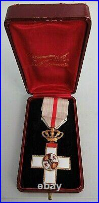 Spain Order Of Military Merit 1868 Variation! Made In Gold 16.5 Grams! Cased