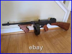 THOMPSON Al Capone tommy gun NON-FIRING SUB-MACHINE GUN 1928 replica in stock