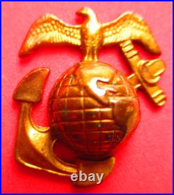 USMC Enlisted Eagle Globe & Anchor Droop Wing Made in England Collar Devices, NR
