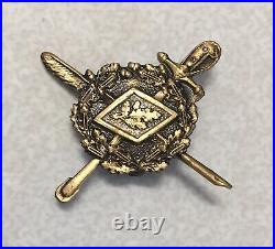 USMC Marine Corps Rare Vintage military insignia officer department device D